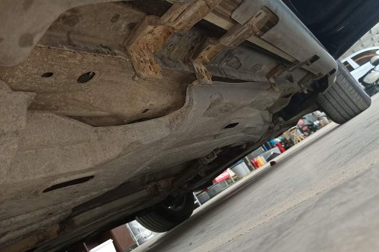 Used Jeep Cherokee 2017 2.0L Superior Edition Right Side Sill