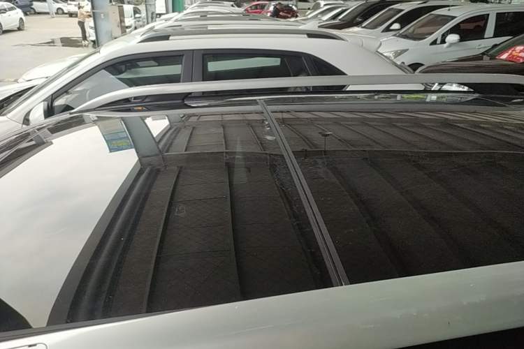Used Jeep Cherokee 2017 2.0L Superior Edition Roof
