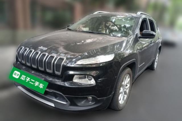 Used Jeep Cherokee 2017 2.0L Superior Edition