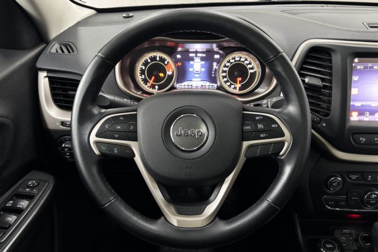 Used Jeep Cherokee 2017 2.4L Superior Edition Steering Wheel