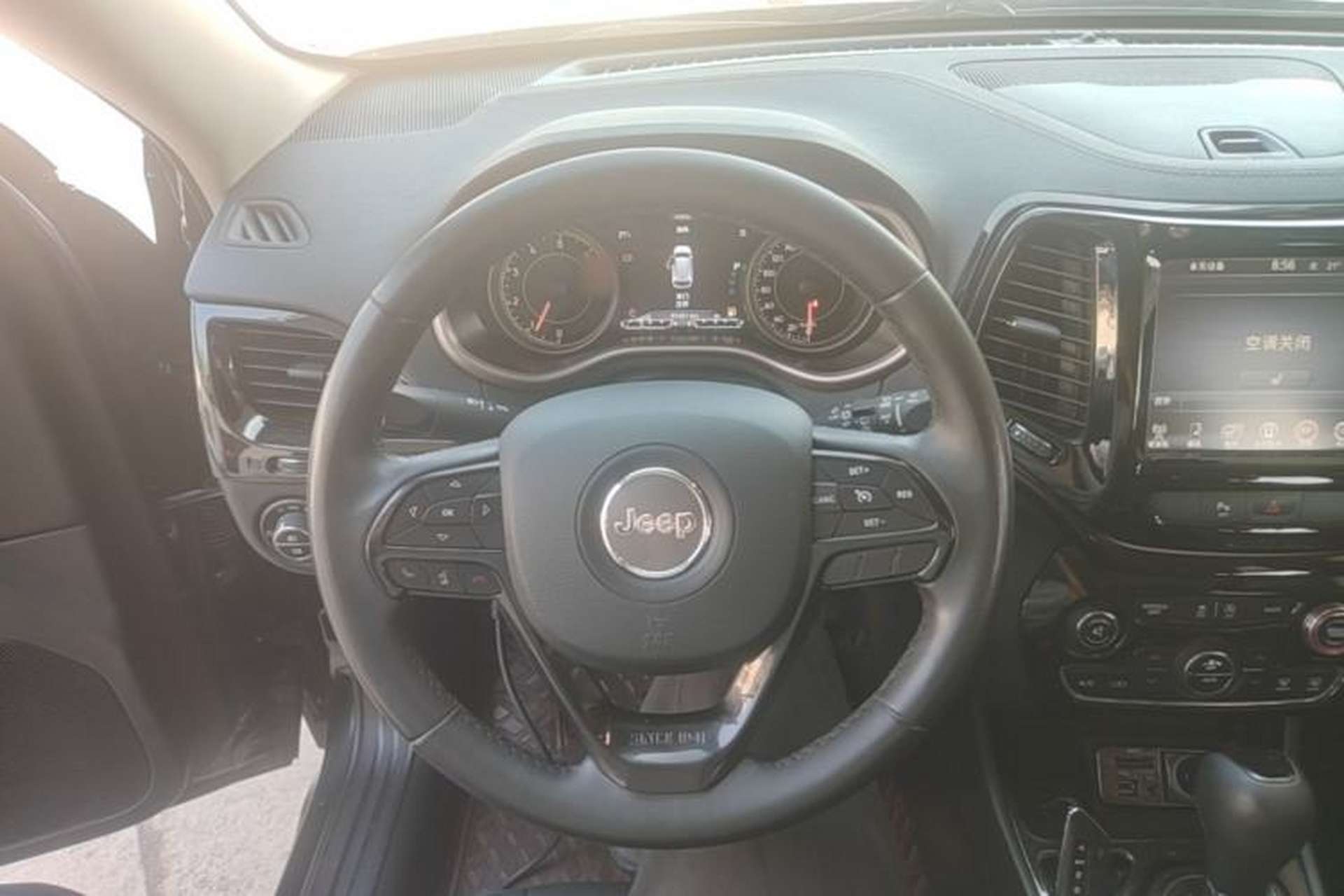 Used Jeep Cherokee 2017 2.0L Superior Edition Steering Wheel