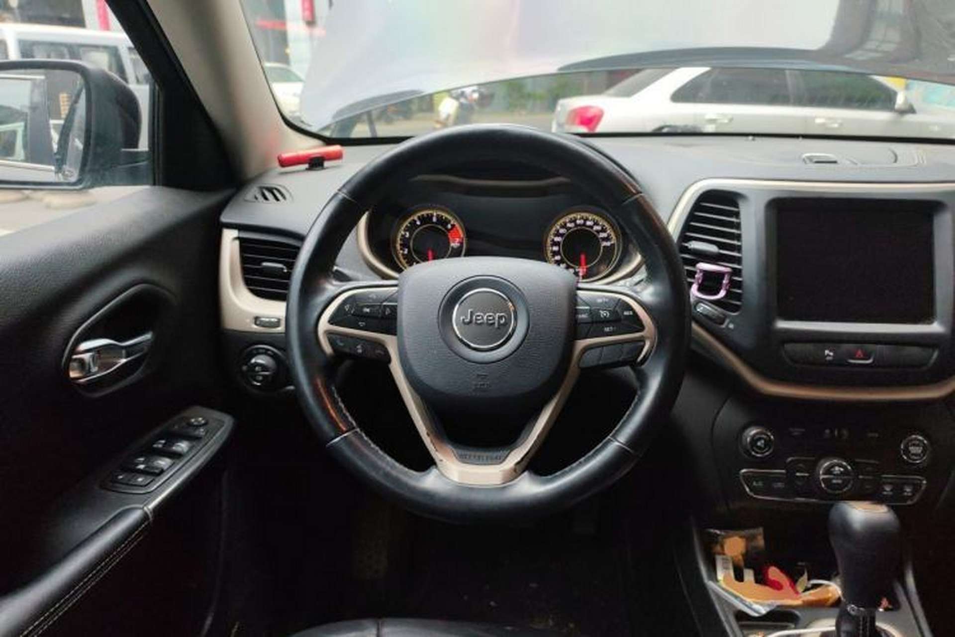 Used Jeep Cherokee 2017 2.0L Superior Edition Steering Wheel