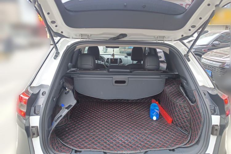 Used Jeep Cherokee 2017 2.0L Superior Edition Trunk