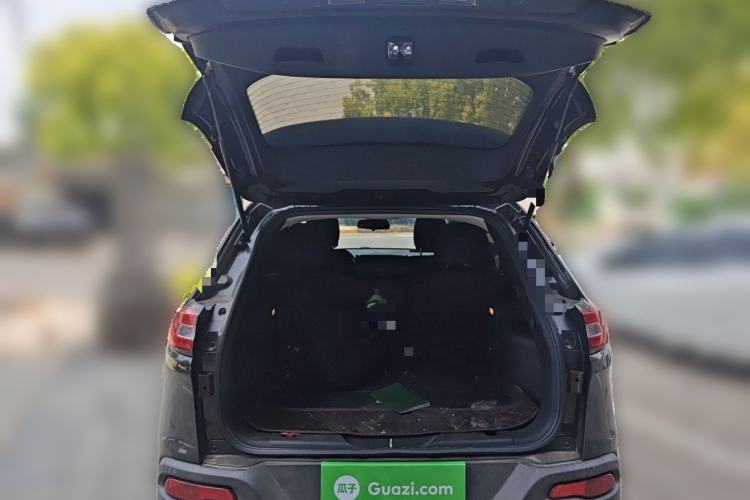 Used Jeep Cherokee 2017 2.4L Leading Edition Trunk
