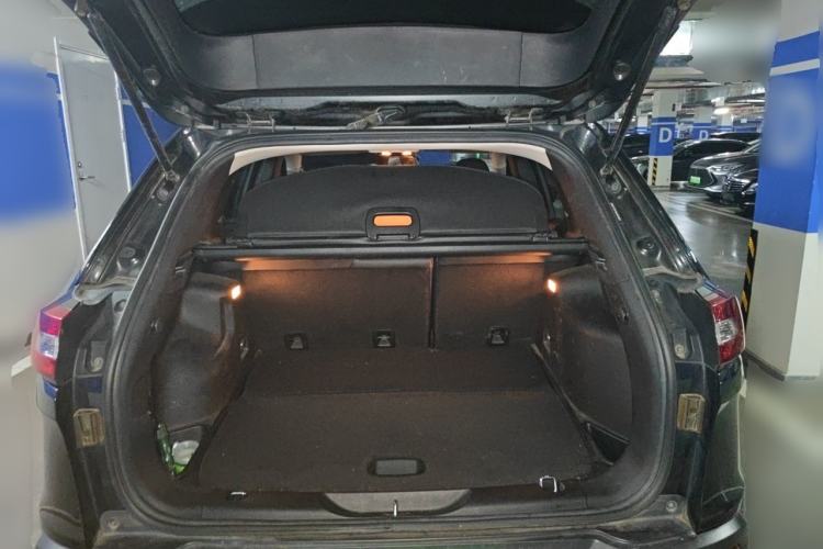 Used Jeep Cherokee 2017 2.0L Superior Edition Trunk