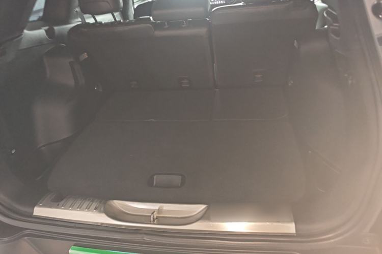 Used Jeep Cherokee 2017 2.0L Superior Edition Trunk