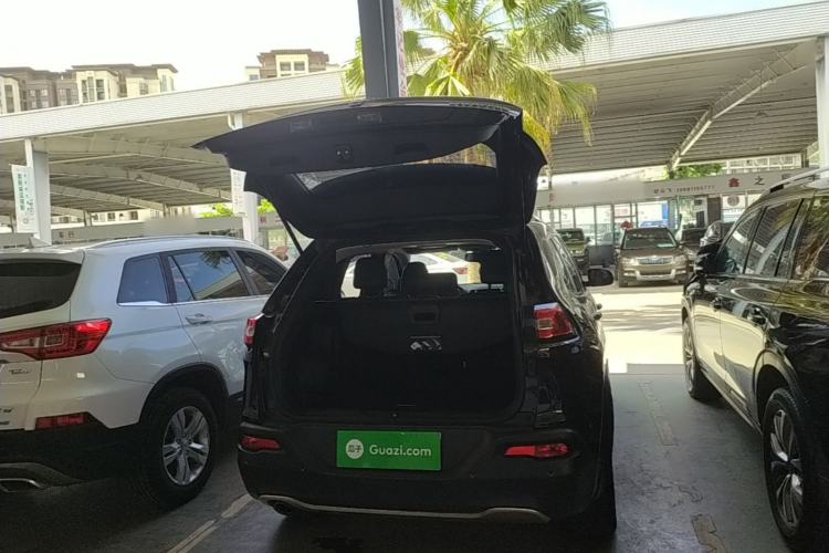 Used Jeep Cherokee 2017 2.0L Superior Edition Trunk