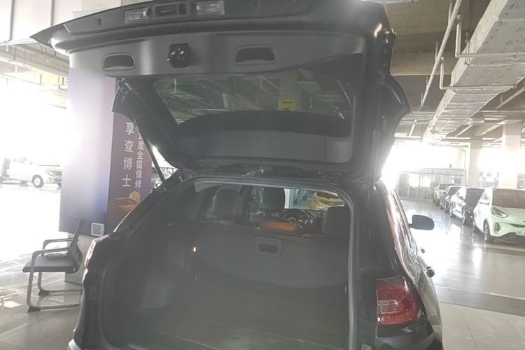 Used Jeep Cherokee 2017 2.0L Superior Edition Trunk