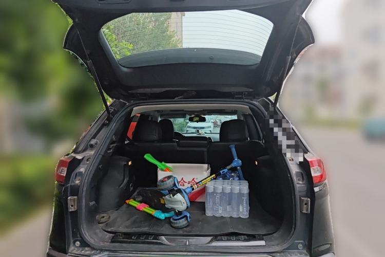 Used Jeep Cherokee 2017 2.0L Superior Edition Trunk