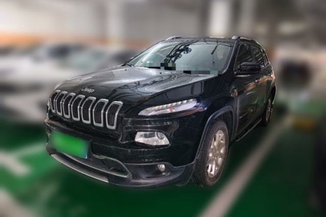 Used Jeep Cherokee 2017 2.0L Superior Edition