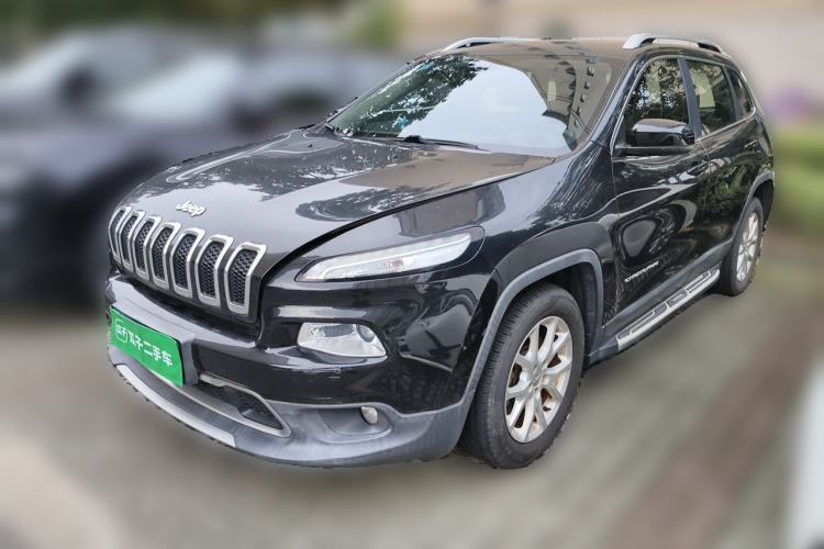 Used Jeep Cherokee 2017 2.0L Superior Edition Guazi used car, China used car export, Used car for sale, Used  cars, Cheapest cars for sale