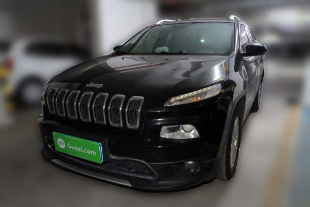 Used Jeep Cherokee 2017 2.0L Superior Edition