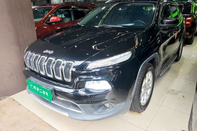 Used Jeep Cherokee 2017 2.0L Superior Edition