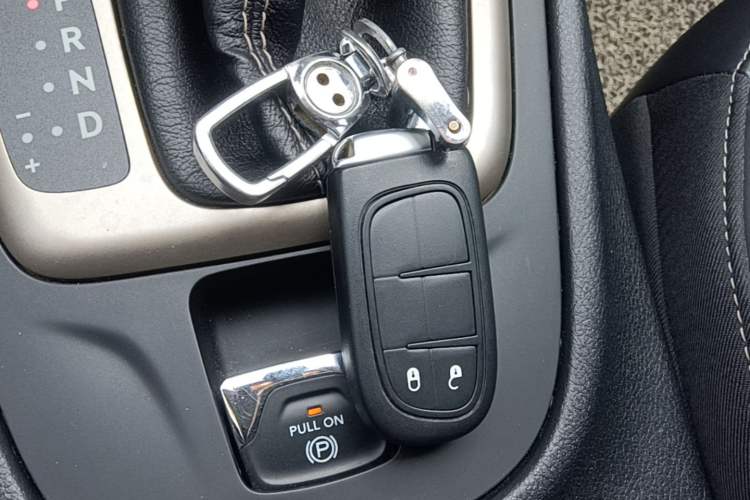 Used Jeep Cherokee 2017 2.4L Professional Edition Vehicle Key