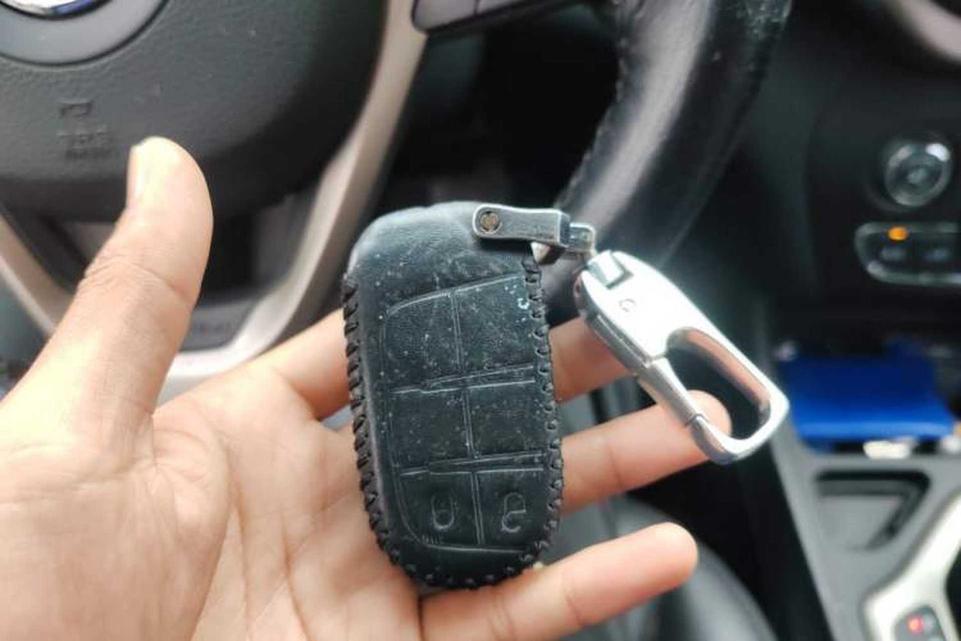 Used Jeep Cherokee 2017 2.0L Superior Edition Vehicle Key