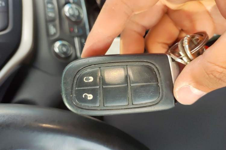 Used Jeep Cherokee 2017 2.0L Superior Edition Vehicle Key
