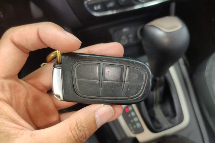 Used Jeep Cherokee 2017 2.4L Leading Smart Edition Vehicle Key
