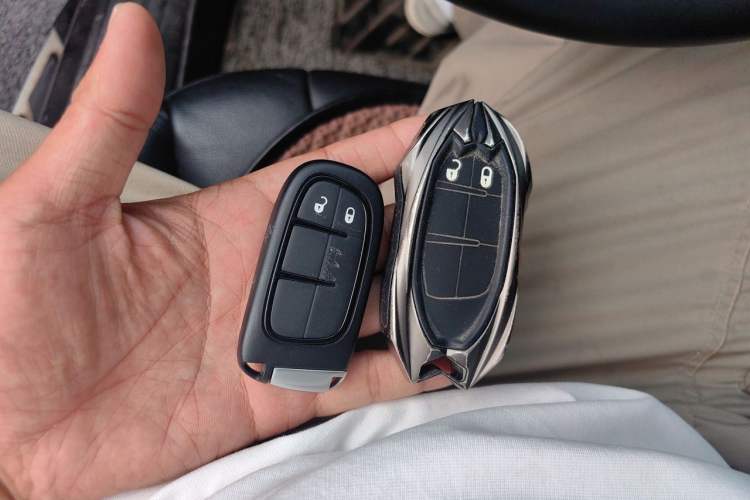 Used Jeep Cherokee 2017 2.4L Leading Smart Edition Vehicle Key
