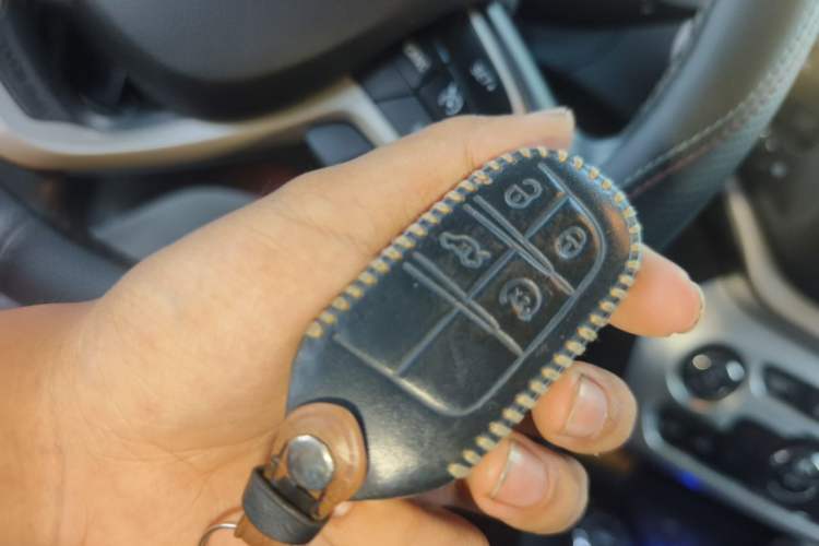 Used Jeep Cherokee 2017 2.4L Professional Smart Edition Vehicle Key
