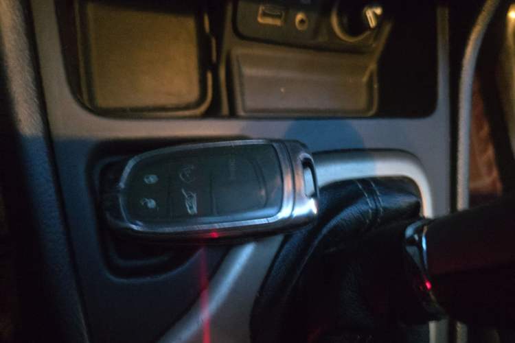 Used Jeep Cherokee 2017 2.0L Superior Edition Vehicle Key