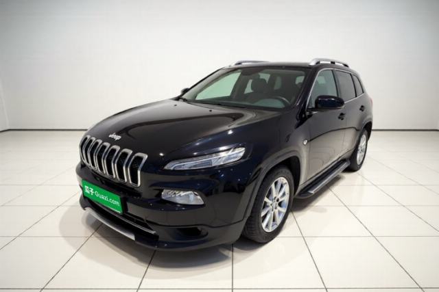 Used Jeep Cherokee 2017 2.0L Superior Edition
