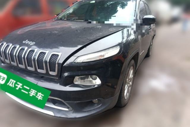 Used Jeep Cherokee 2017 2.0L Superior Edition