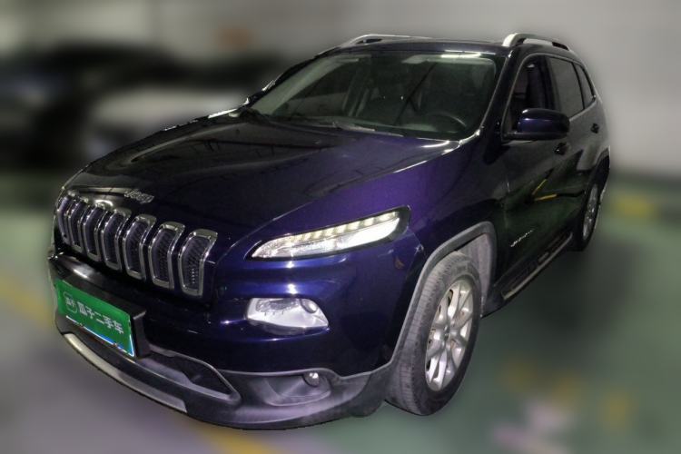 Used Jeep Cherokee 2017 2.4L Leading Smart Edition Guazi used car, China used car export, Used car for sale, Used  cars, Cheapest cars for sale