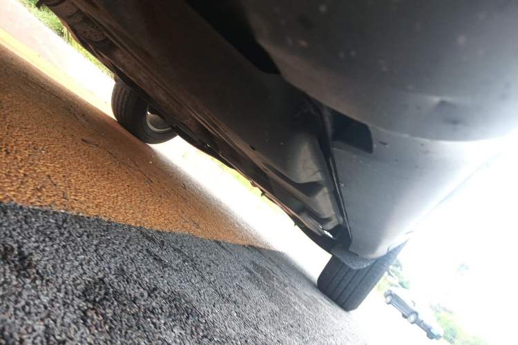 Used Jeep Cherokee 2017 2.0L Superior Edition Chassis Front Left