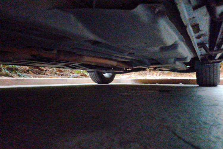 Used Jeep Cherokee 2017 2.0L Superior Edition Chassis Front Left