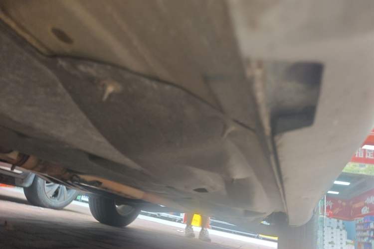 Used Jeep Cherokee 2017 2.0L Superior Edition Chassis Front Left