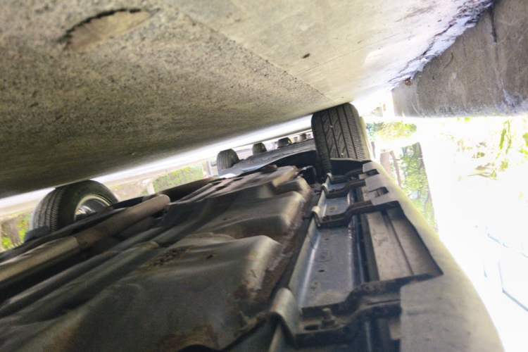 Used Jeep Cherokee 2017 2.4L Professional Smart Edition Chassis Front Right