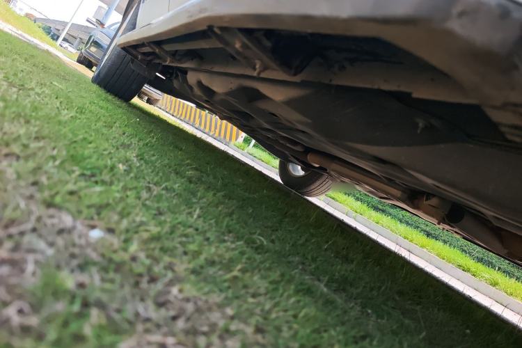 Used Jeep Cherokee 2017 2.0L Superior Edition Chassis Front Right