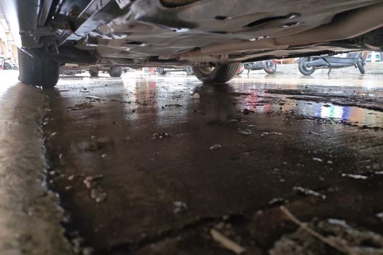 Used Jeep Cherokee 2017 2.0L Superior Edition Chassis Rear Left