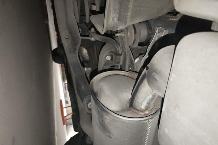 Used Jeep Cherokee 2017 2.4L Leading Smart Edition Chassis Rear Left