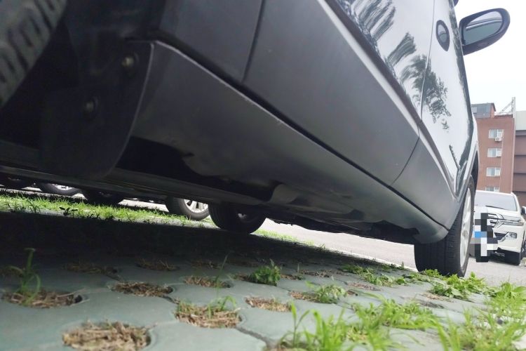 Used Jeep Cherokee 2017 2.4L Leading Edition Chassis Rear Right