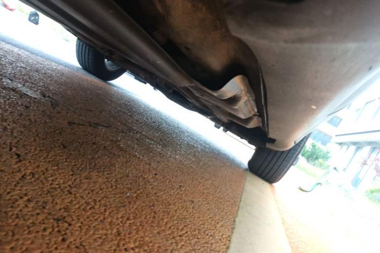 Used Jeep Cherokee 2017 2.0L Superior Edition Chassis Rear Right