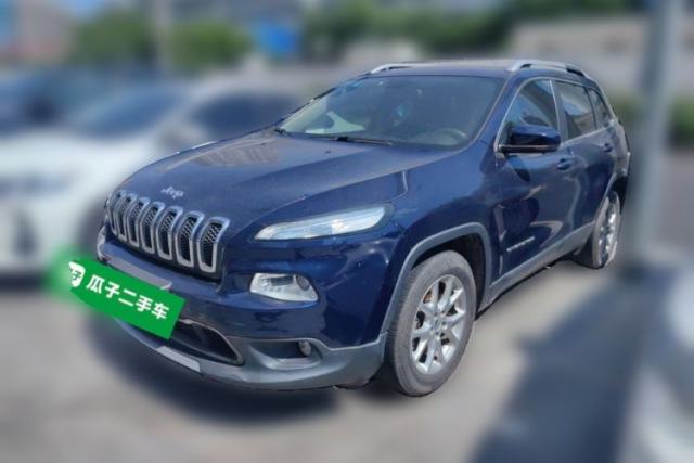 Used Jeep Cherokee 2017 2.0L Superior Edition