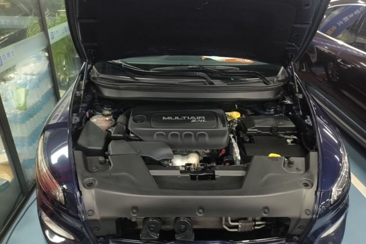 Used Jeep Cherokee 2017 2.4L Excellence Edition Engine Bay