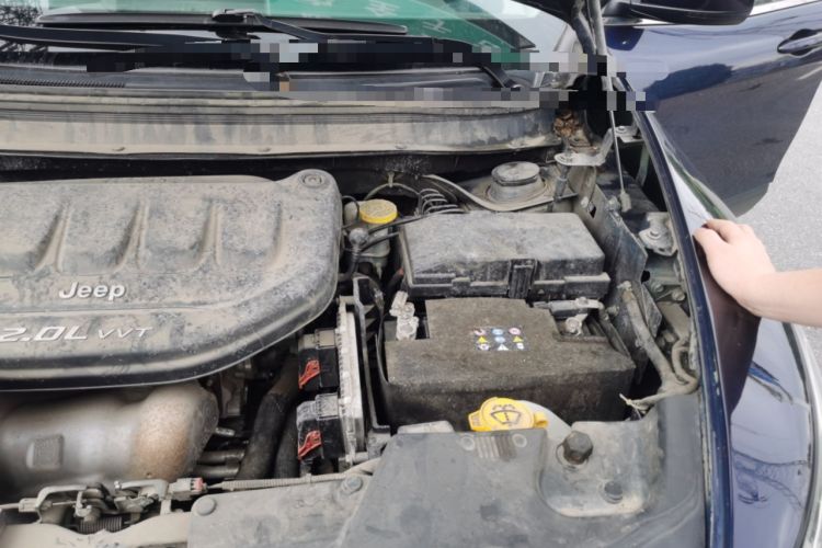 Used Jeep Cherokee 2017 2.0L Superior Edition Engine Bay Left