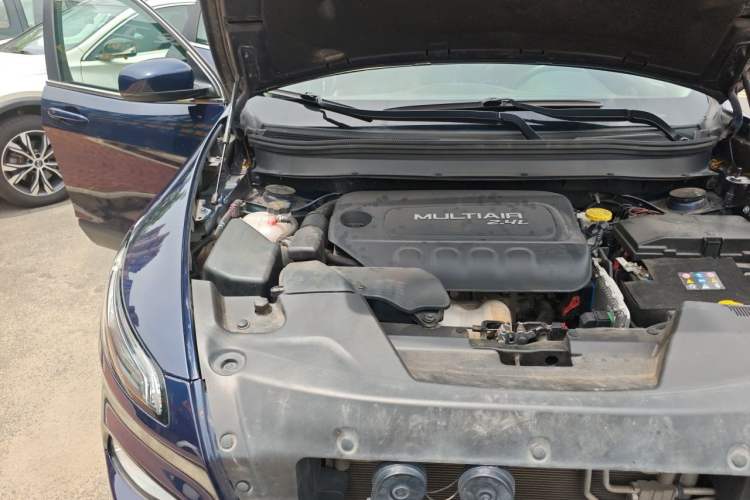 Used Jeep Cherokee 2017 2.4L Leading Smart Edition Engine Bay Right