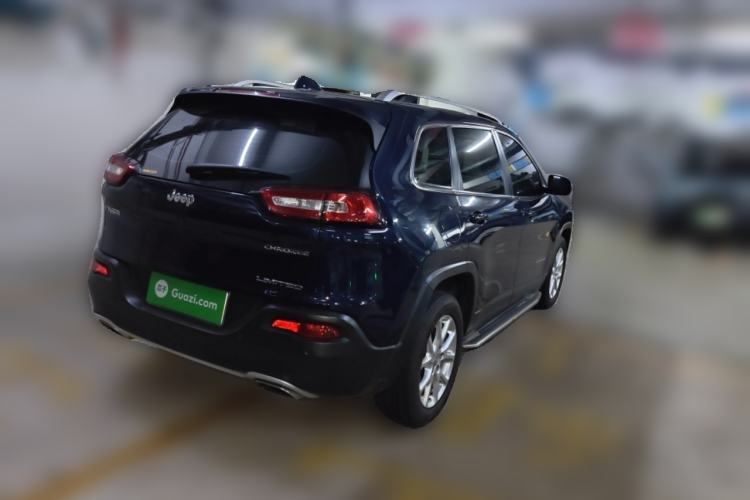 Used Jeep Cherokee 2017 2.4L Leading Smart Edition Exterior 5