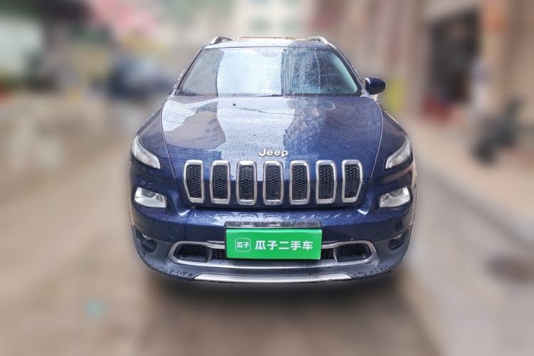 Used Jeep Cherokee 2017 2.0L Superior Edition Front