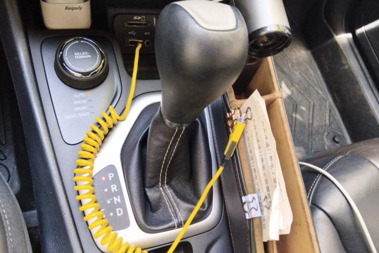 Used Jeep Cherokee 2017 2.4L Professional Smart Edition Gear Lever
