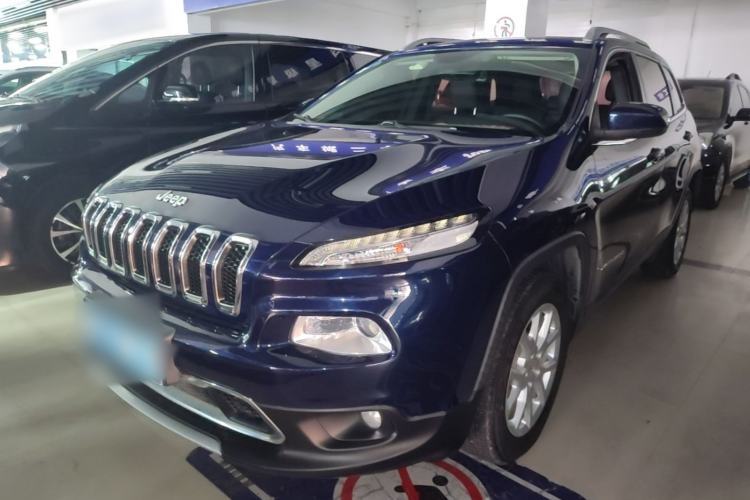 Used Jeep Cherokee 2017 2.4L Leading Smart Edition Guazi used car, China used car export, Used car for sale, Used Jeep cars, Cheapest cars for sale