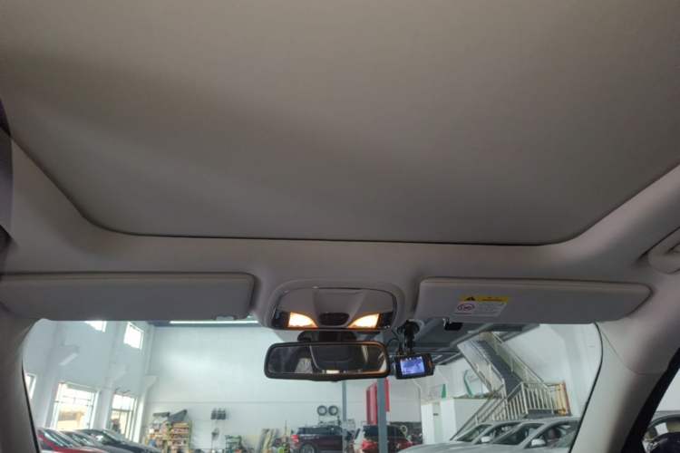 Used Jeep Cherokee 2017 2.0L Superior Edition Headliner