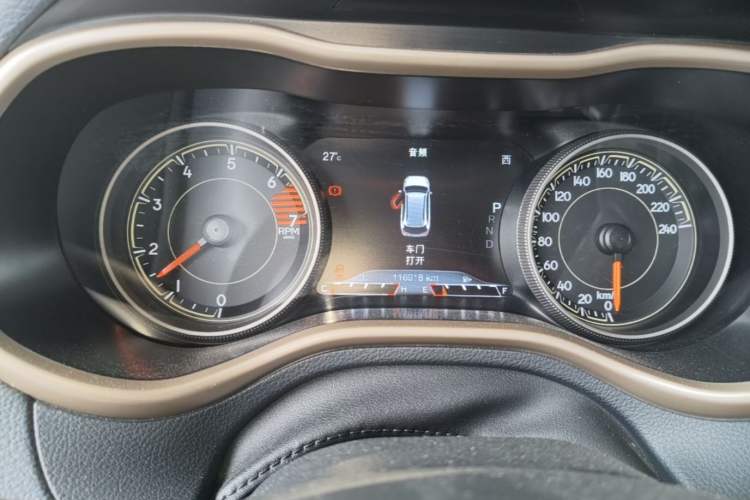 Used Jeep Cherokee 2017 2.0L Superior Edition Instrument Cluster