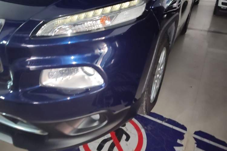 Used Jeep Cherokee 2017 2.4L Leading Smart Edition Left Front Headlight