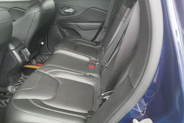 Used Jeep Cherokee 2017 2.0L Superior Edition Left Rear Seat