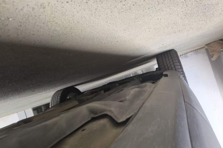 Used Jeep Cherokee 2017 2.0L Superior Edition Left Side Sill