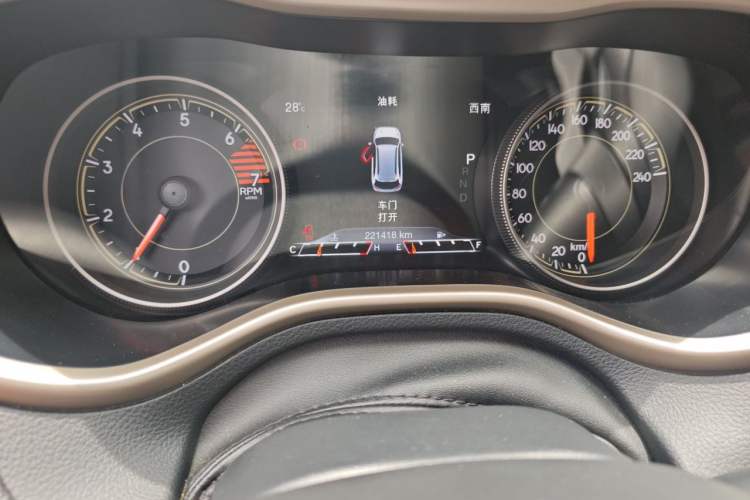 Used Jeep Cherokee 2017 2.4L Leading Smart Edition Odometer Close Up